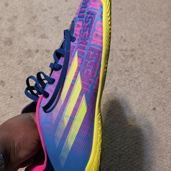 Men's multicolored Adidas Messi indoor soccer shoes, size 10 - Picture 3 of 8